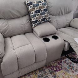 La-Z-Boy 90" Power Loveseat Recliners (Reduced Price To Sell!)