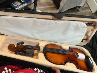 Cecilio Violin
