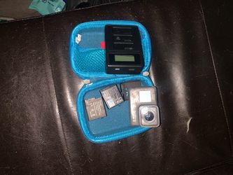 Go pro 5 with 4 batteries and charging dock ! Need gone 1 hour!