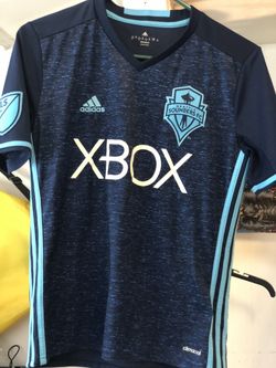Boys Adidas Sounders FC Jersey size LG