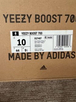 Yeezy boost 700 adidas