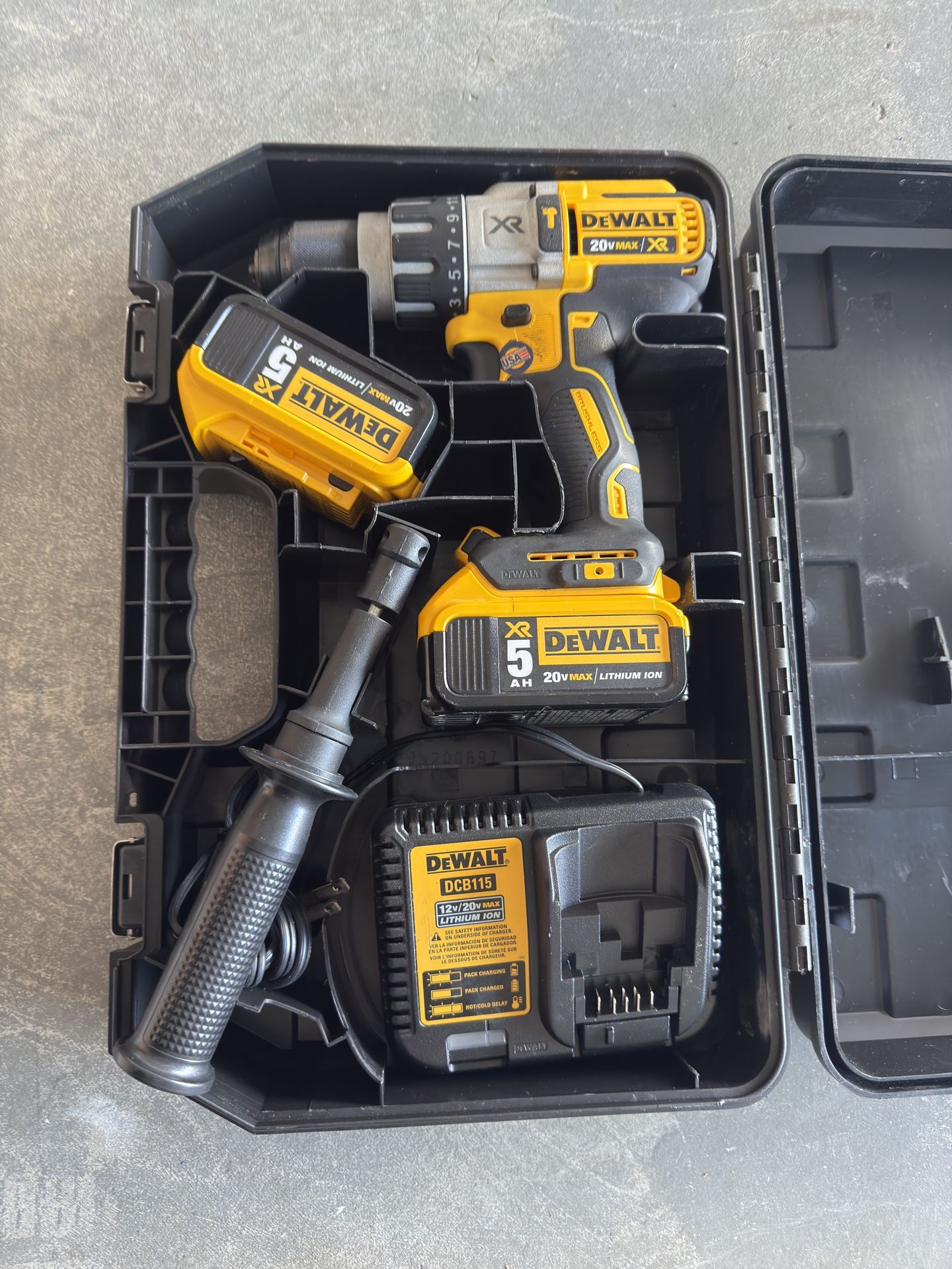 DeWalt-Hammer drill