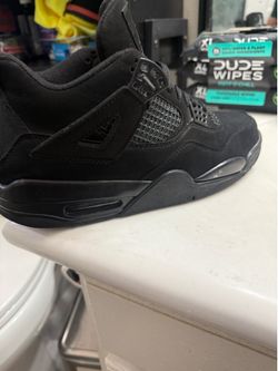 Retro Jordan Black Cat 4s