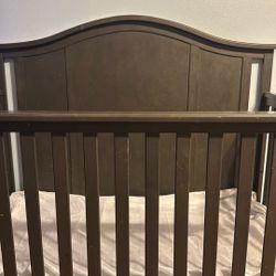 Baby Crib 