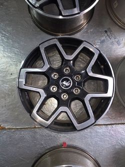2021 to 2026 Bronco (4) wheels or best offer