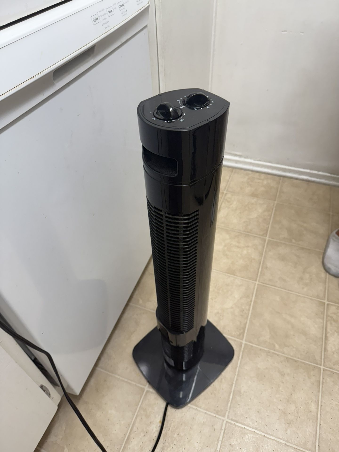Holmes Tower Fan 