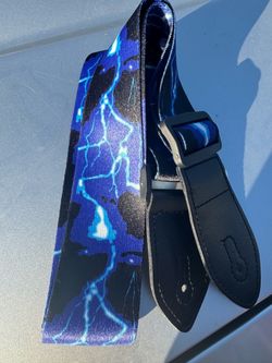 STRAP: brand new guitar / bass