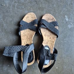 Flex Step Wedge Sandals