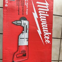 Milwaukee 7amp Corded 1/2 Right Angle Drill Kit