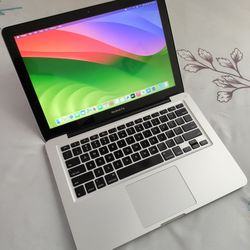 2012 13.3"inch Intel Core i5 MacBook Pro Laptop, 10GB RAM, 120GB SSD, DVD📀  And SD Card Reader. macOS Sequoia 15.5 Installed.