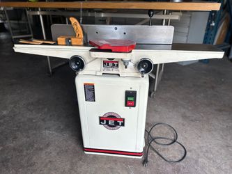 JET 6” Long Bed Woodworking Jointer – JJ-6CSXW – 40th Anniversary Limited Edition w/ Extra Blades