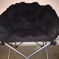Plush folding chair