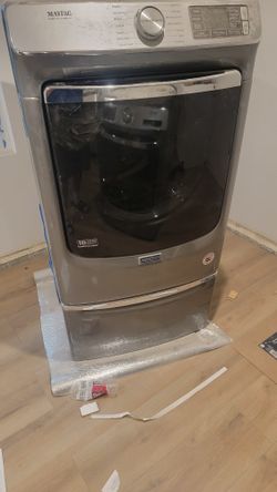 Washer And Dryer Pedestal (Washer, Dryer Not Included)