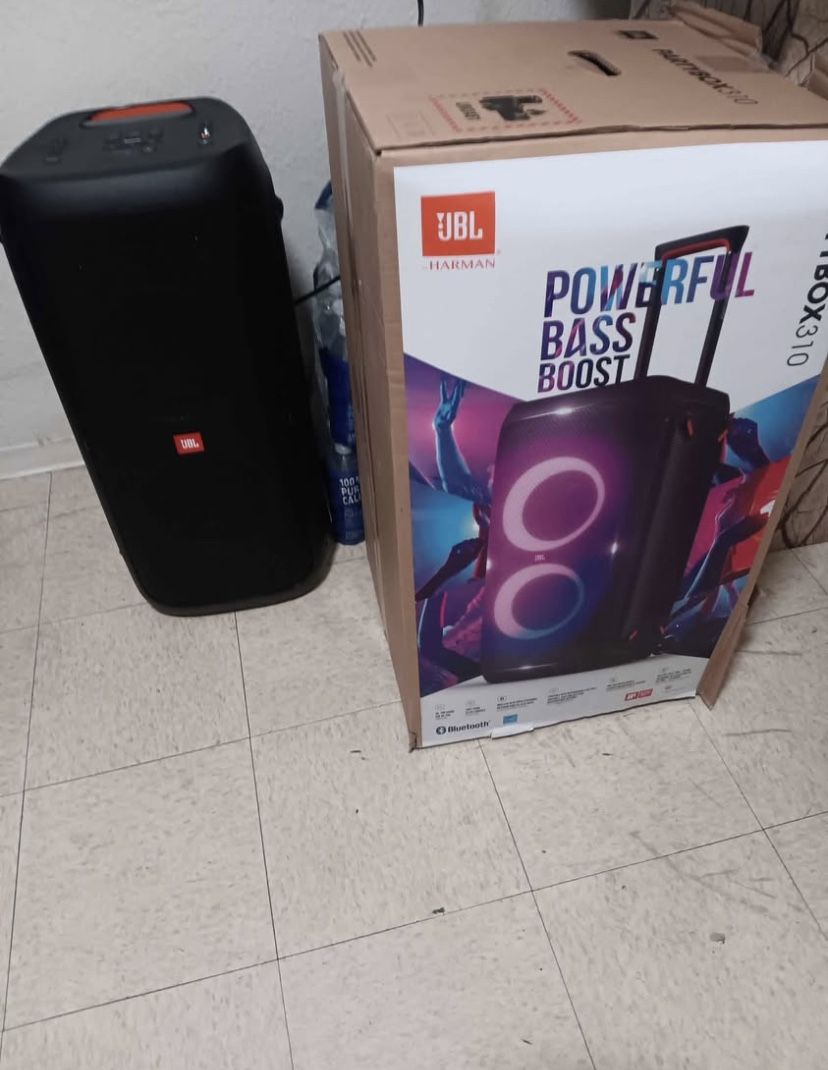 JBL PartyBox 710 Speaker