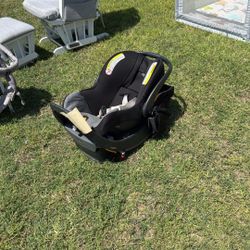 Chicco Infant Car Seat