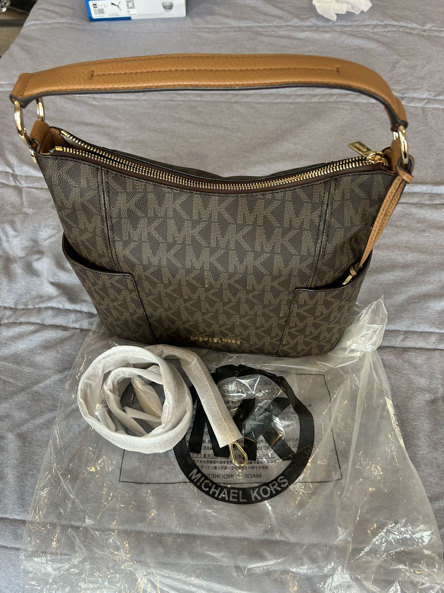 Marc Jacobs Signature Logo Bag