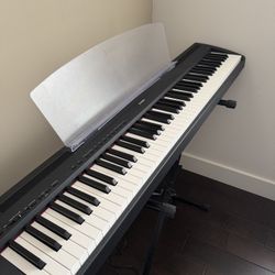 Yamaha Piano P85
