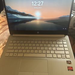 HP 14 Laptop 14-dk1035wm *Like New* 
