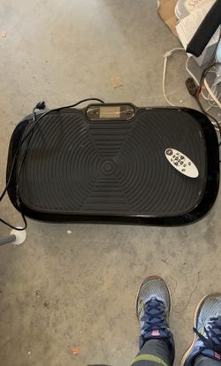 Bluefin Slim Vibration Plate With Remote