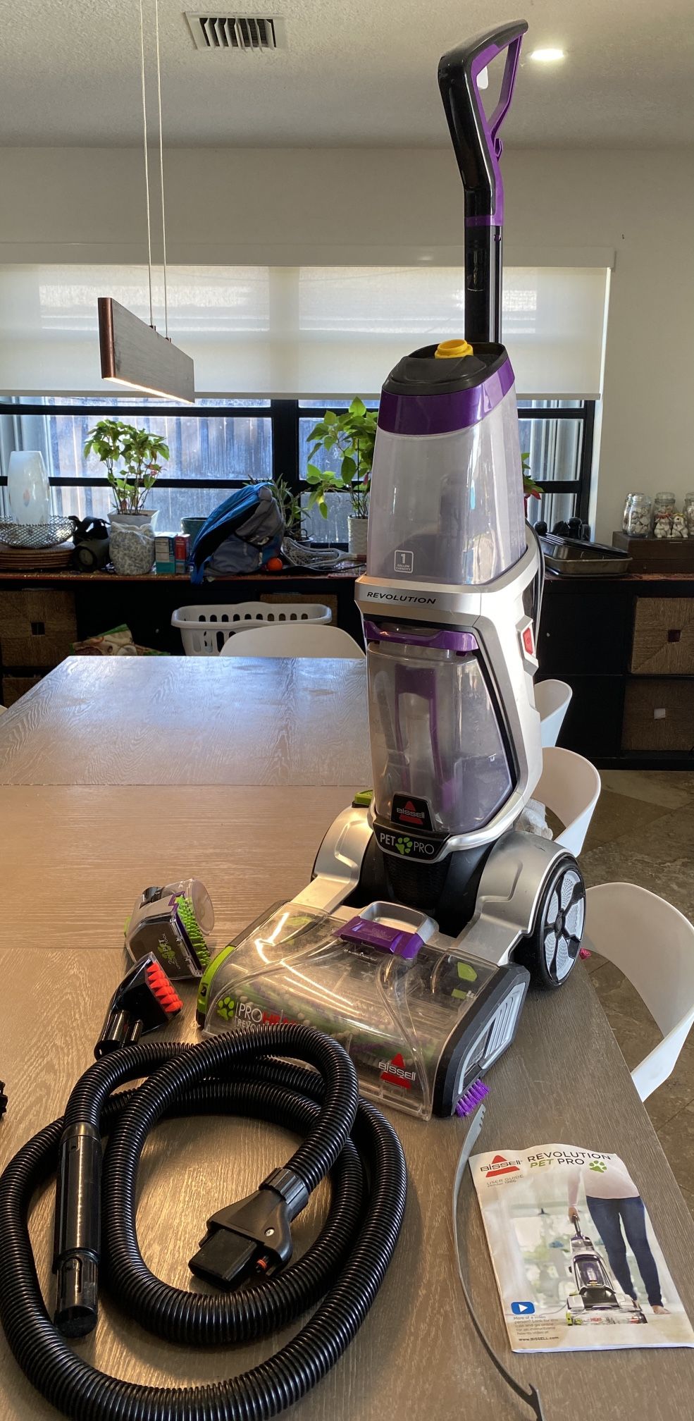 BISSELL REVOLUTION PET PRO HEAT CARPET CLEANER