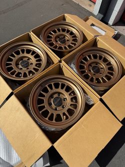 Brand New Method MR318 17x8.5 0 Offset For 6x135 Ford F150 and Raptors