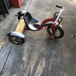 Child’s Schwinn Tricycle 