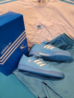 Size 13- MENS Adidas FORUM OG Sky Rush