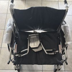 MEDLINE EXCEL- EXTRA WIDE WHEELCHAIR (DESK-LENGTH ARMREST