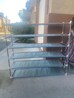Shoe rack