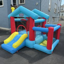 Play Bounce House