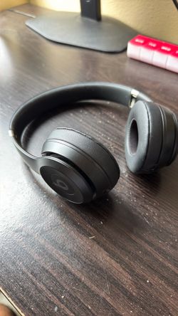 Beats Solo 4