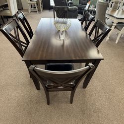 7 Pc Dining Table 