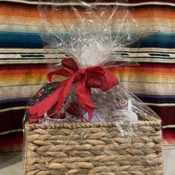 Amazing Valentine’s Day Basket
