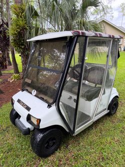 CUSTOM 48 VOLT CLUB CAR GOLF CART!! RUNS AND DRIVSS GREAT!!