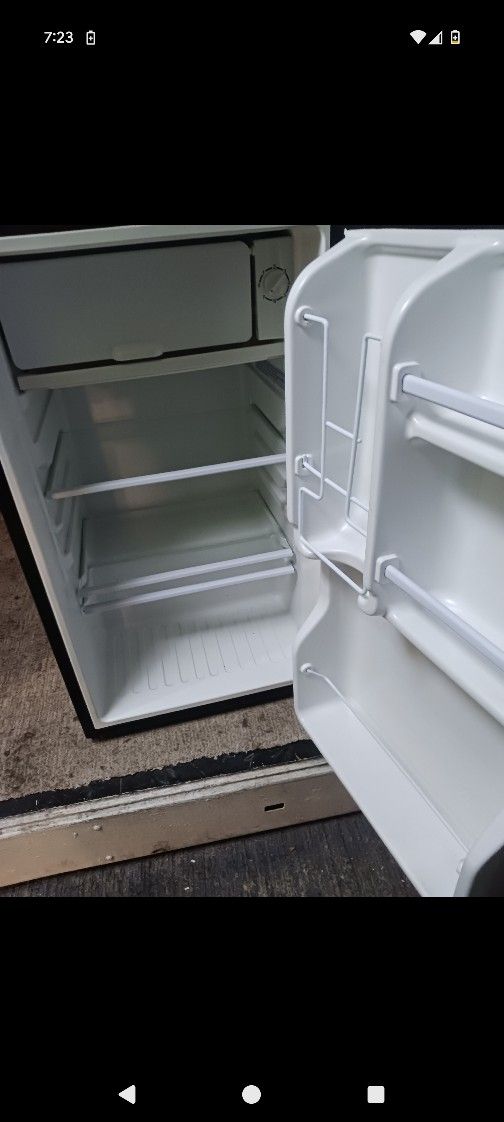 Mini Fridge