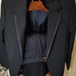 Willke-Rodriguez Shawl Lapel Slim