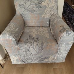 Cute Swivel Living Room Chair