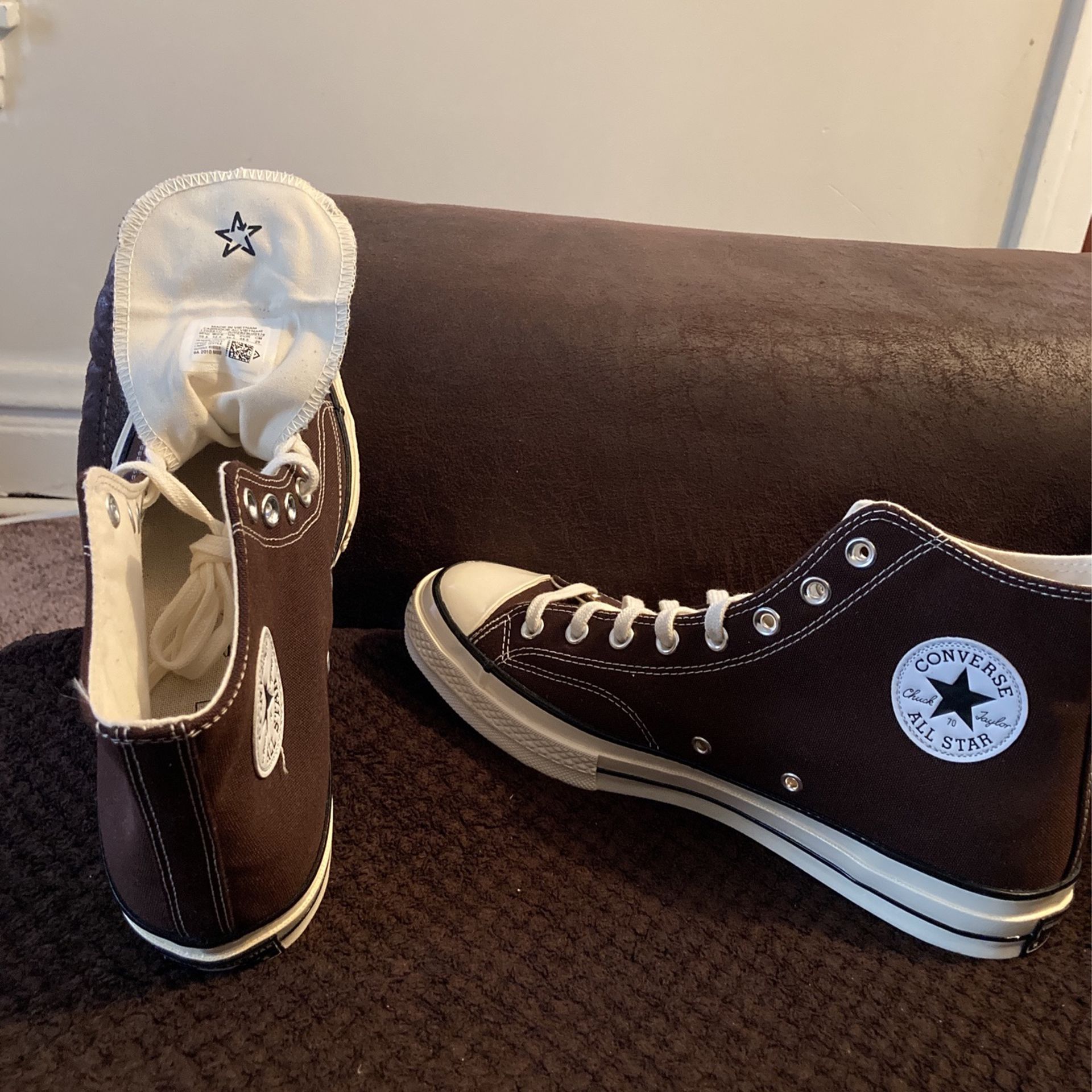 Brand New Converse All Star Chuck Taylors Size 10.5 Men Shoes