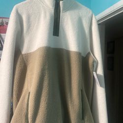 Sonoma Men Sweater New With Tags $15 Only 