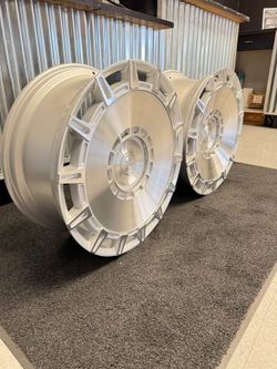 22” Mono Block Forged silver brushed Fits Mercedes S550 s580 BMW 740i 750il financing available tire