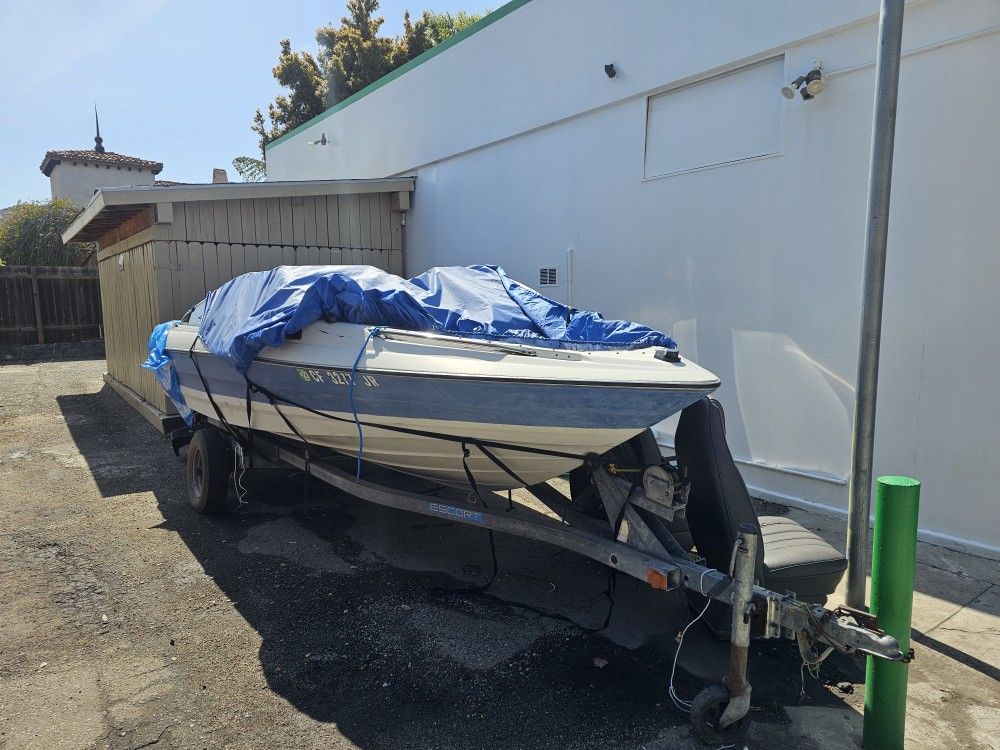 1989 Bayliner 16ft open bow