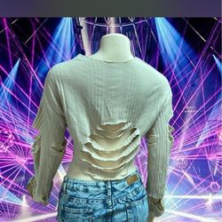 Medium size crop top