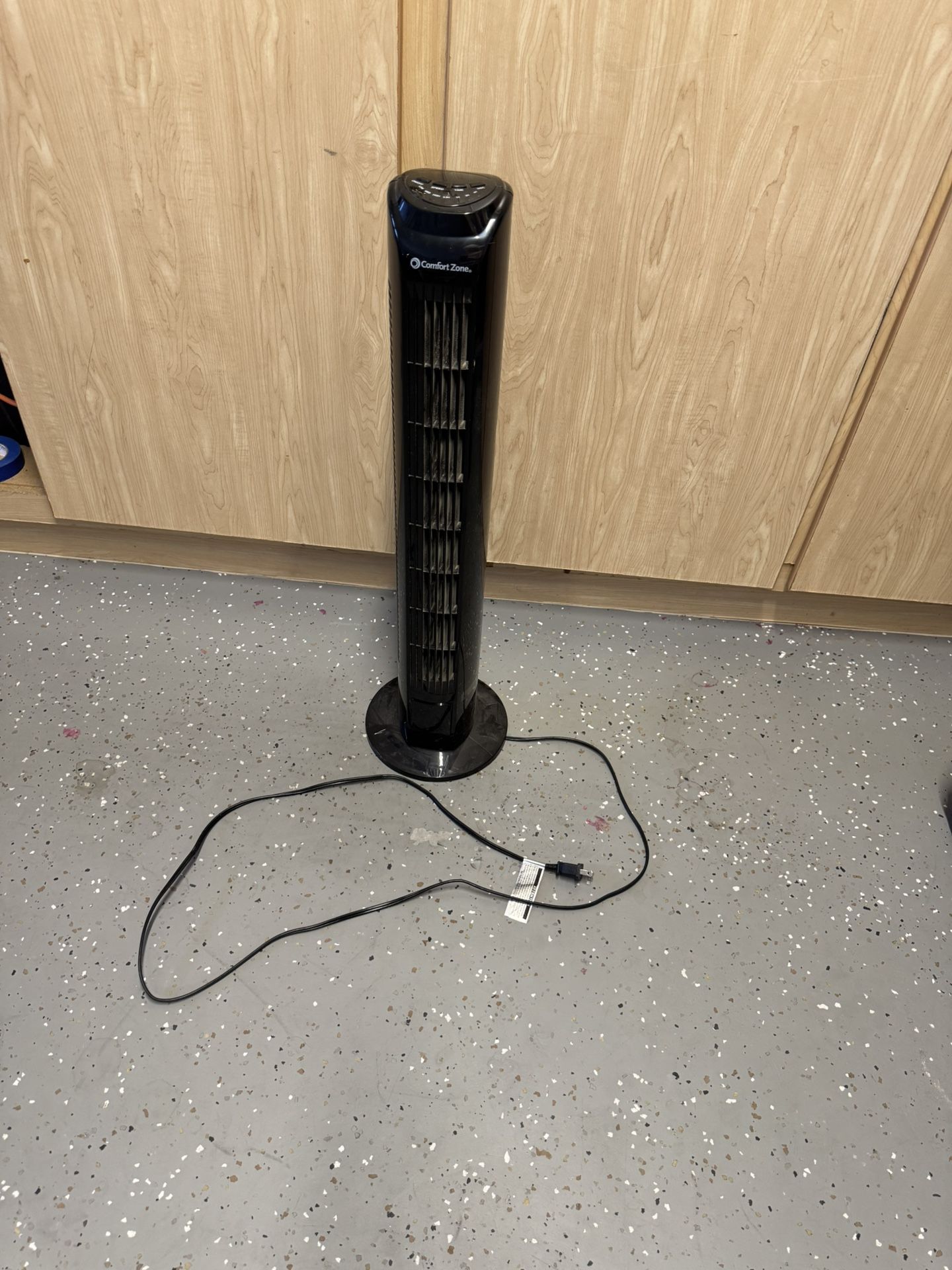 Comfort Zone 29” Tower Fan – 3-Speed Oscillating Cooling Fan