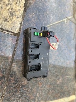 12-17 BMW 320i 328i F30 Electronic Body Control Module BCM OEM (contact info removed)-01