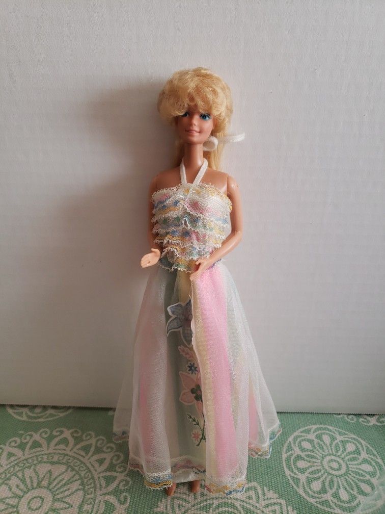 1980 Vintage Happy Birthday Barbie Mattel First Edition Doll Stamped 1966 A8