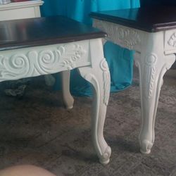 Pair of Side-end Tables.. Vintage $140