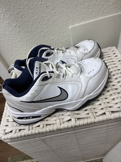 Men’s 10.5 Nike