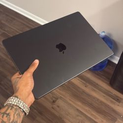 MacBook Pro Newest
