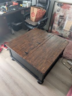 Ashley Lift Top Coffee Table with storage