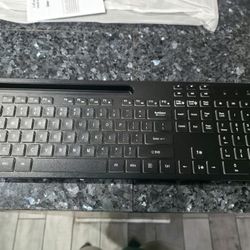 2.4 ghz Wireless Keyboard